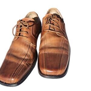 Stacy Adams. Corrado Dress Shoes Oxford 23274-03 Brown Cognac. Size 9.5M